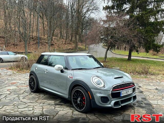 Серый Мини Hatch, объемом двигателя 2 л и пробегом 30 тыс. км за 27000 $, фото 4 на Automoto.ua