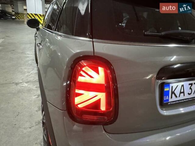 Сірий Міні Hatch, об'ємом двигуна 1.5 л та пробігом 29 тис. км за 20900 $, фото 20 на Automoto.ua