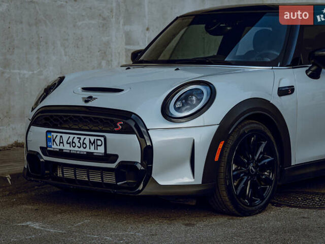 Сірий Міні Hatch, об'ємом двигуна 2 л та пробігом 14 тис. км за 26000 $, фото 4 на Automoto.ua