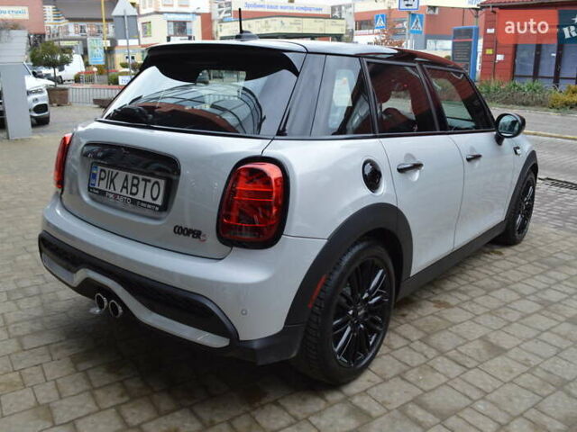 Серый Мини Hatch, объемом двигателя 2 л и пробегом 17 тыс. км за 29900 $, фото 2 на Automoto.ua
