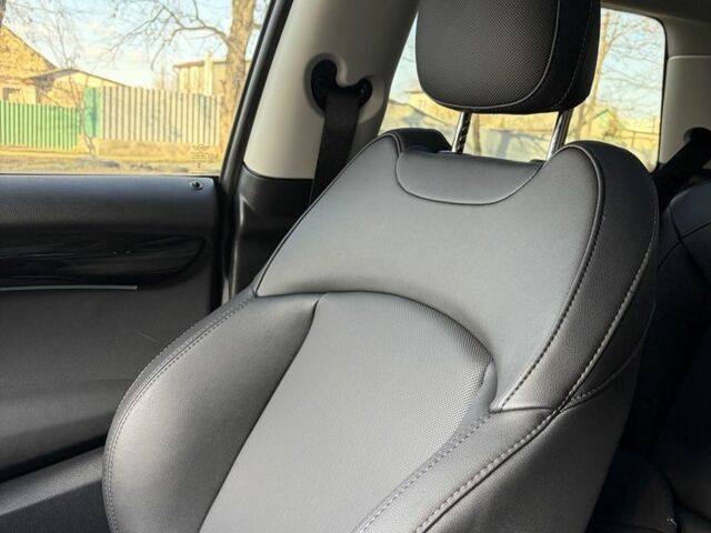 Сірий Міні Hatch, об'ємом двигуна 0 л та пробігом 6 тис. км за 23000 $, фото 5 на Automoto.ua