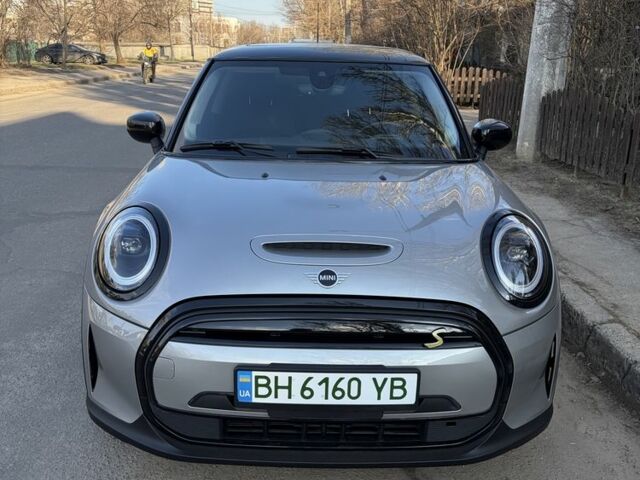 Сірий Міні Hatch, об'ємом двигуна 0 л та пробігом 6 тис. км за 23000 $, фото 1 на Automoto.ua