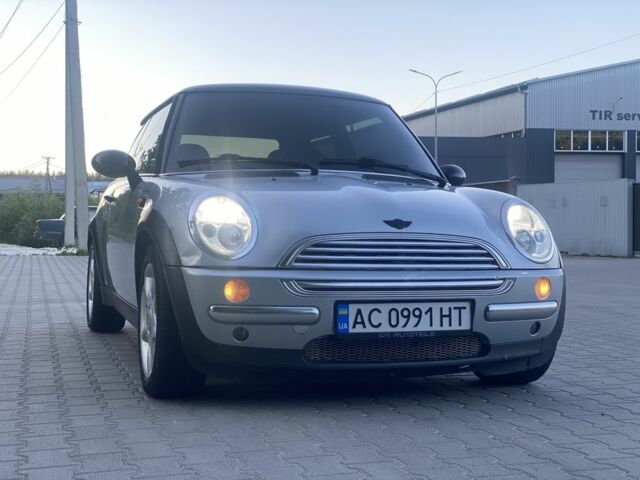 Серый Мини Hatch, объемом двигателя 1.6 л и пробегом 250 тыс. км за 3800 $, фото 8 на Automoto.ua