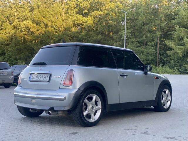 Серый Мини Hatch, объемом двигателя 1.6 л и пробегом 250 тыс. км за 3800 $, фото 6 на Automoto.ua