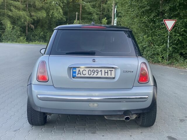 Серый Мини Hatch, объемом двигателя 1.6 л и пробегом 250 тыс. км за 3800 $, фото 5 на Automoto.ua