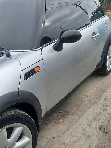 Сірий Міні Hatch, об'ємом двигуна 1.6 л та пробігом 253 тис. км за 6000 $, фото 9 на Automoto.ua