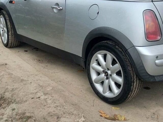 Сірий Міні Hatch, об'ємом двигуна 1.6 л та пробігом 253 тис. км за 6000 $, фото 6 на Automoto.ua