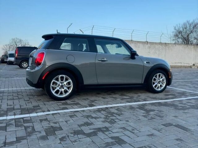 Серый Мини Hatch, объемом двигателя 1.5 л и пробегом 28 тыс. км за 19500 $, фото 7 на Automoto.ua