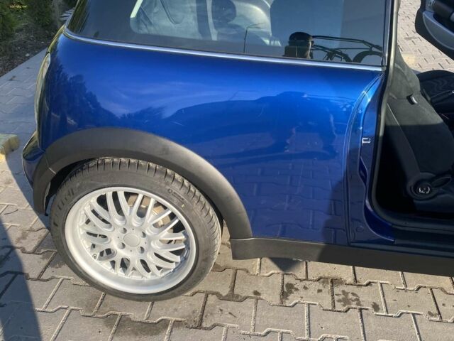 Синий Мини Hatch, объемом двигателя 1.6 л и пробегом 223 тыс. км за 4900 $, фото 5 на Automoto.ua