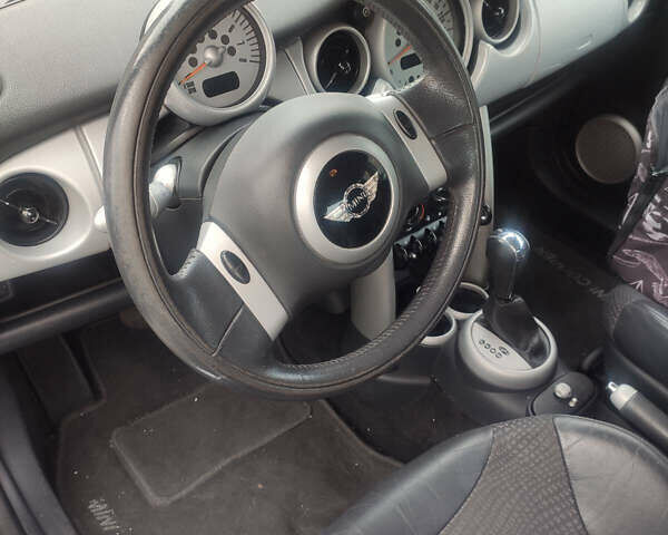 Синий Мини Hatch, объемом двигателя 1.6 л и пробегом 128 тыс. км за 5300 $, фото 5 на Automoto.ua