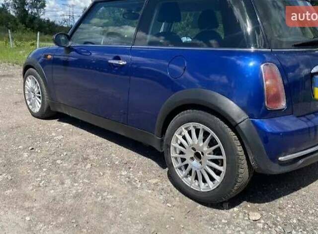 Синий Мини Hatch, объемом двигателя 1.6 л и пробегом 128 тыс. км за 5300 $, фото 6 на Automoto.ua