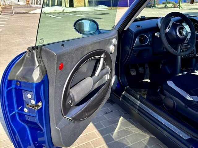 Синий Мини Hatch, объемом двигателя 1.6 л и пробегом 187 тыс. км за 4600 $, фото 10 на Automoto.ua