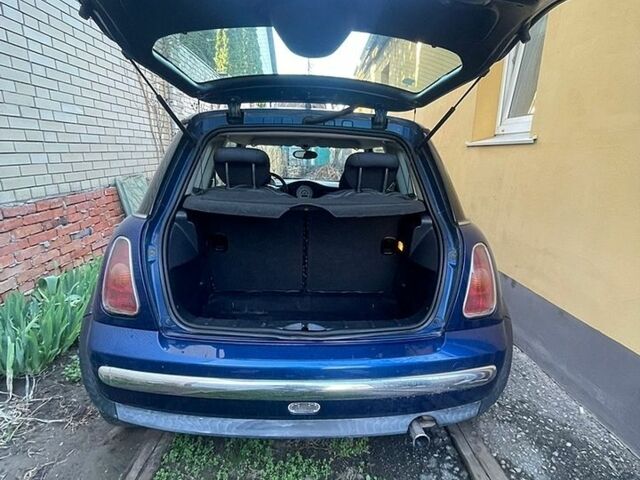 Синій Міні Hatch, об'ємом двигуна 1.6 л та пробігом 212 тис. км за 3500 $, фото 5 на Automoto.ua