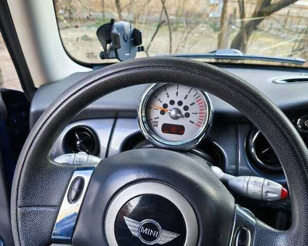 Синий Мини Hatch, объемом двигателя 1.6 л и пробегом 185 тыс. км за 5000 $, фото 8 на Automoto.ua