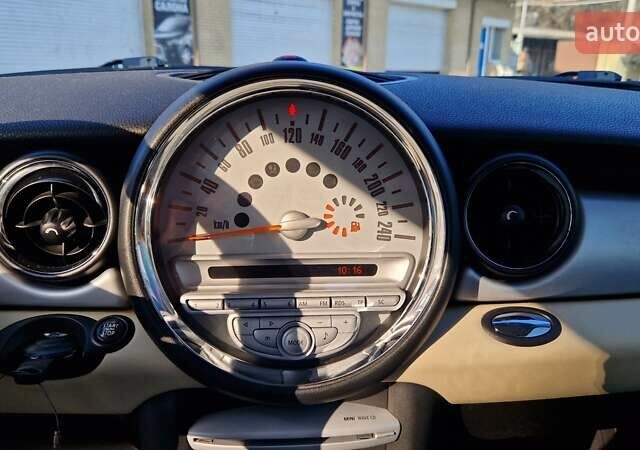 Синий Мини Hatch, объемом двигателя 1.6 л и пробегом 149 тыс. км за 6700 $, фото 16 на Automoto.ua