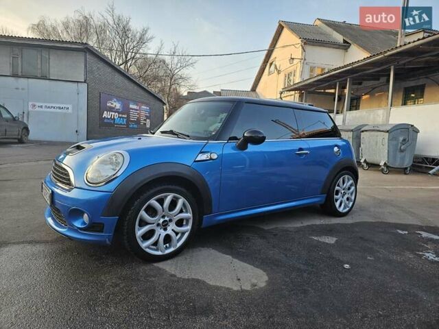 Синій Міні Hatch, об'ємом двигуна 1.6 л та пробігом 121 тис. км за 7500 $, фото 2 на Automoto.ua
