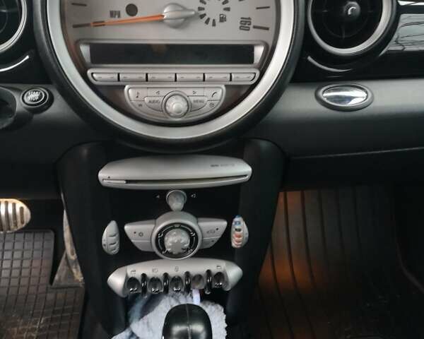 Синий Мини Hatch, объемом двигателя 1.6 л и пробегом 178 тыс. км за 8500 $, фото 5 на Automoto.ua