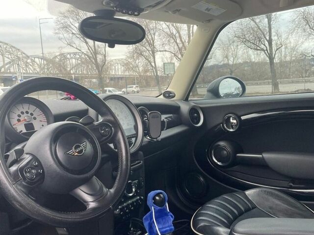 Синій Міні Hatch, об'ємом двигуна 1.6 л та пробігом 187 тис. км за 8300 $, фото 4 на Automoto.ua
