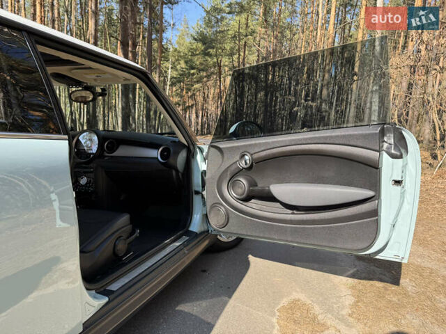 Синій Міні Hatch, об'ємом двигуна 1.6 л та пробігом 200 тис. км за 7899 $, фото 5 на Automoto.ua