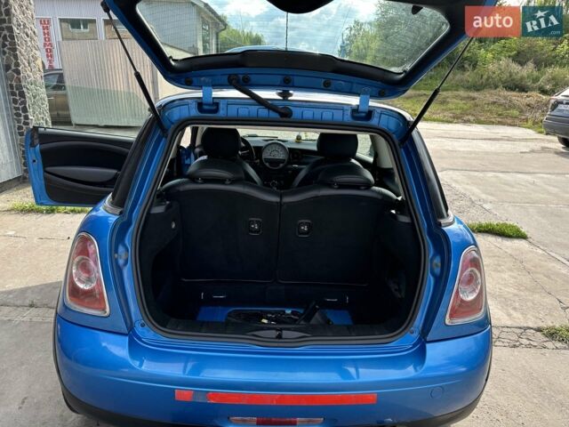 Синій Міні Hatch, об'ємом двигуна 1.6 л та пробігом 185 тис. км за 6000 $, фото 15 на Automoto.ua