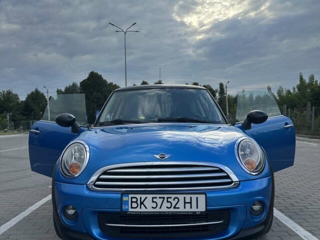 Синій Міні Hatch, об'ємом двигуна 1.6 л та пробігом 185 тис. км за 6000 $, фото 1 на Automoto.ua