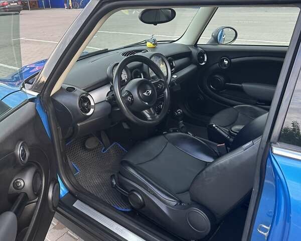 Синий Мини Hatch, объемом двигателя 0 л и пробегом 185 тыс. км за 8700 $, фото 4 на Automoto.ua