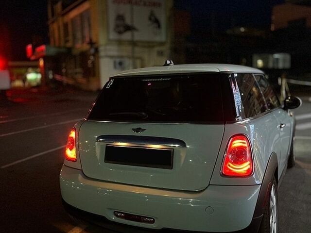 Синій Міні Hatch, об'ємом двигуна 1.6 л та пробігом 200 тис. км за 8600 $, фото 6 на Automoto.ua