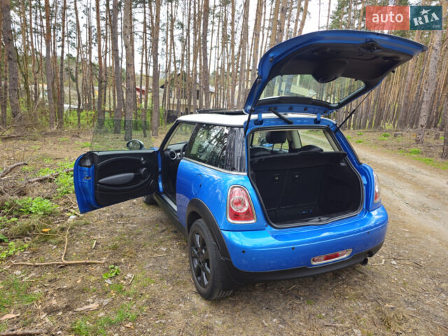 Синий Мини Hatch, объемом двигателя 1.6 л и пробегом 178 тыс. км за 9000 $, фото 9 на Automoto.ua