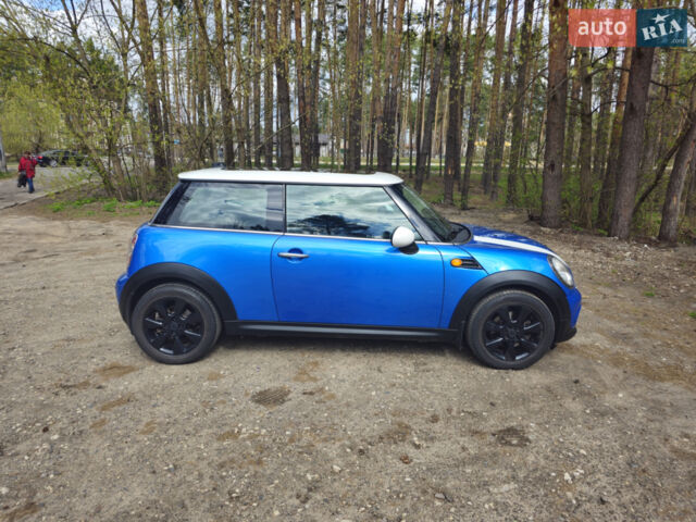 Синий Мини Hatch, объемом двигателя 1.6 л и пробегом 178 тыс. км за 9000 $, фото 4 на Automoto.ua
