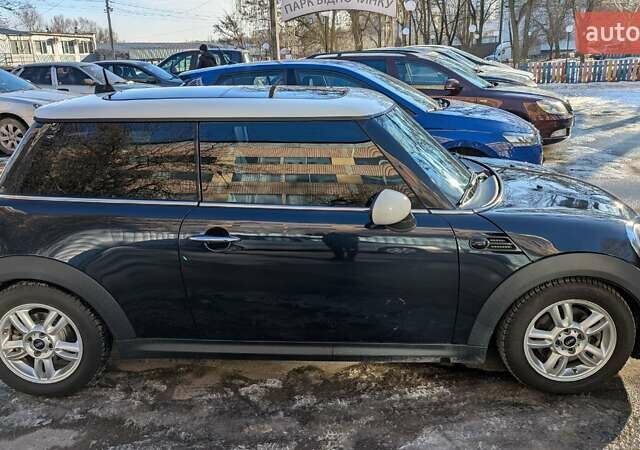 Синий Мини Hatch, объемом двигателя 1.6 л и пробегом 133 тыс. км за 9300 $, фото 3 на Automoto.ua