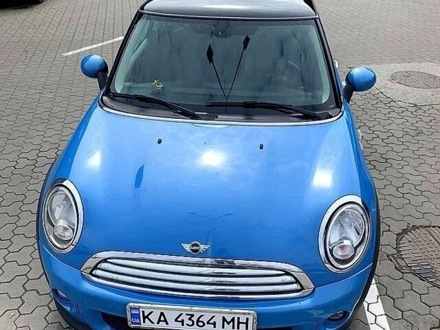Синій Міні Hatch, об'ємом двигуна 1.6 л та пробігом 172 тис. км за 9000 $, фото 1 на Automoto.ua