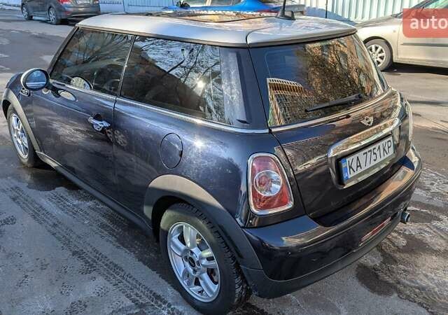 Синий Мини Hatch, объемом двигателя 1.6 л и пробегом 133 тыс. км за 9300 $, фото 5 на Automoto.ua