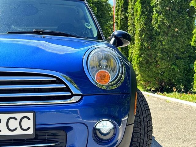 Синий Мини Hatch, объемом двигателя 1.6 л и пробегом 156 тыс. км за 8000 $, фото 2 на Automoto.ua