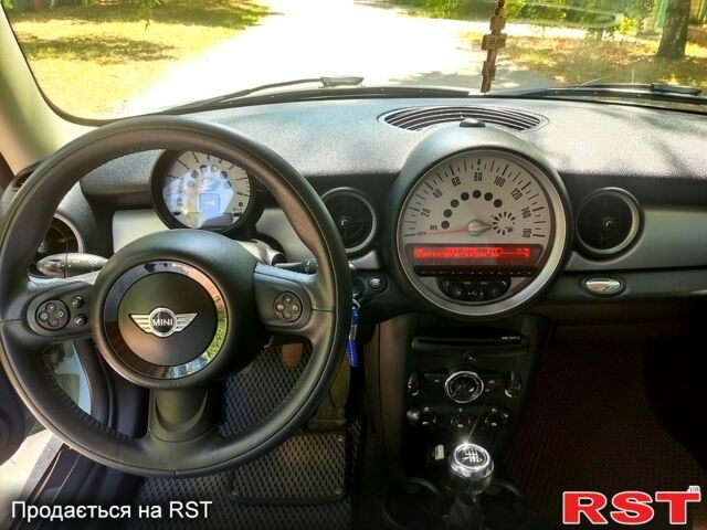 Синий Мини Hatch, объемом двигателя 1.6 л и пробегом 80 тыс. км за 7500 $, фото 8 на Automoto.ua