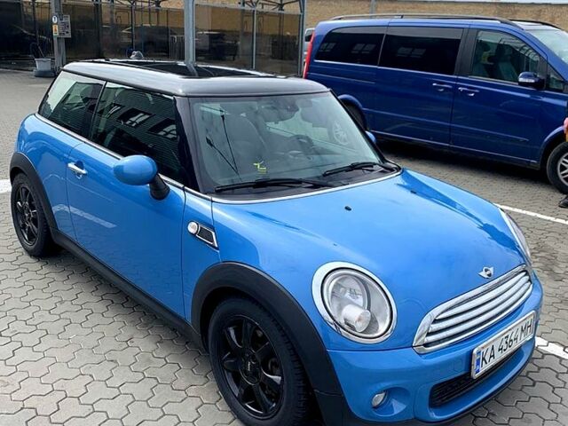Синий Мини Hatch, объемом двигателя 1.6 л и пробегом 172 тыс. км за 9000 $, фото 3 на Automoto.ua