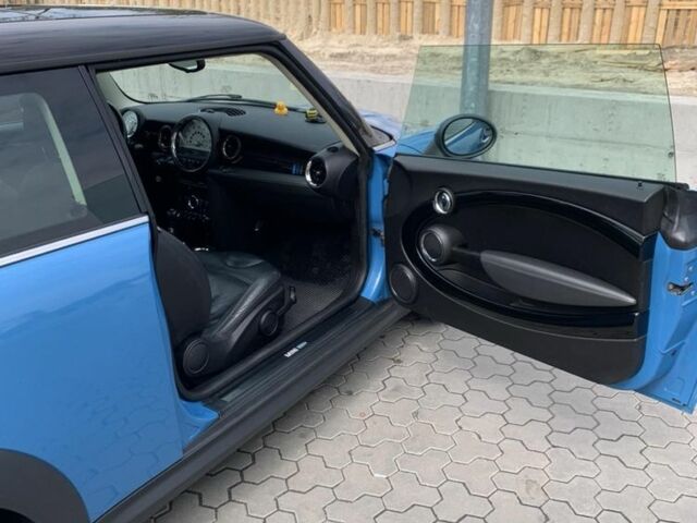 Синій Міні Hatch, об'ємом двигуна 1.6 л та пробігом 172 тис. км за 9000 $, фото 6 на Automoto.ua