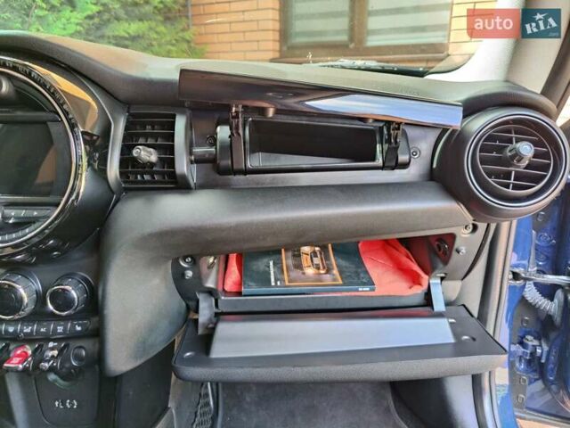 Синий Мини Hatch, объемом двигателя 1.5 л и пробегом 150 тыс. км за 9200 $, фото 29 на Automoto.ua