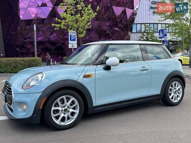 Синий Мини Hatch, объемом двигателя 1.5 л и пробегом 114 тыс. км за 12990 $, фото 2 на Automoto.ua