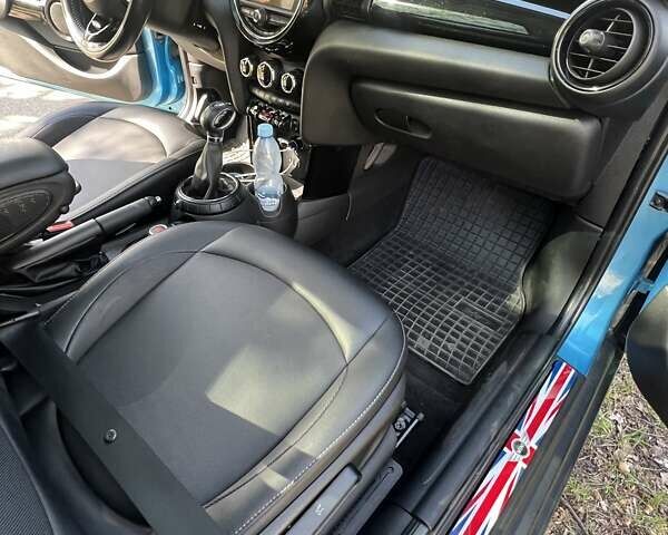 Синий Мини Hatch, объемом двигателя 1.5 л и пробегом 150 тыс. км за 12100 $, фото 12 на Automoto.ua