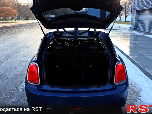 Синий Мини Hatch, объемом двигателя 1.5 л и пробегом 12800 тыс. км за 11555 $, фото 11 на Automoto.ua