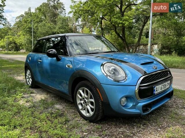 Синий Мини Hatch, объемом двигателя 2 л и пробегом 136 тыс. км за 12300 $, фото 4 на Automoto.ua