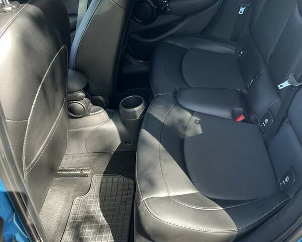 Синий Мини Hatch, объемом двигателя 1.5 л и пробегом 150 тыс. км за 12100 $, фото 15 на Automoto.ua