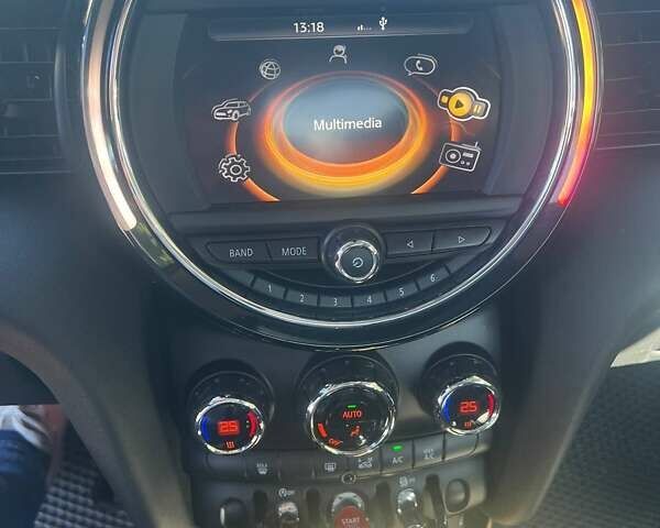 Синий Мини Hatch, объемом двигателя 1.5 л и пробегом 137 тыс. км за 10300 $, фото 12 на Automoto.ua