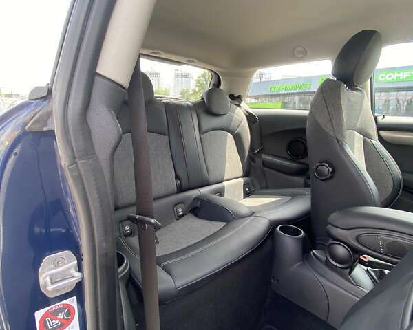 Синий Мини Hatch, объемом двигателя 1.5 л и пробегом 36 тыс. км за 18000 $, фото 7 на Automoto.ua