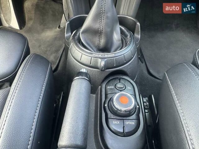 Синий Мини Hatch, объемом двигателя 1.5 л и пробегом 117 тыс. км за 14999 $, фото 42 на Automoto.ua