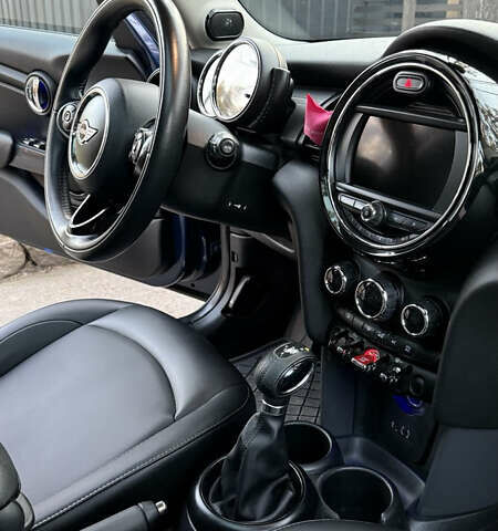Синій Міні Hatch, об'ємом двигуна 1.5 л та пробігом 87 тис. км за 14400 $, фото 9 на Automoto.ua