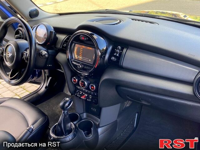 Синій Міні Hatch, об'ємом двигуна 1.5 л та пробігом 81 тис. км за 13350 $, фото 5 на Automoto.ua