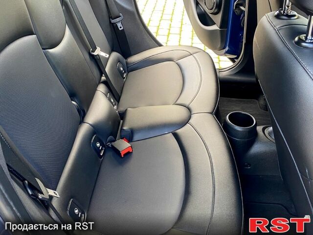 Синій Міні Hatch, об'ємом двигуна 1.5 л та пробігом 81 тис. км за 13350 $, фото 4 на Automoto.ua