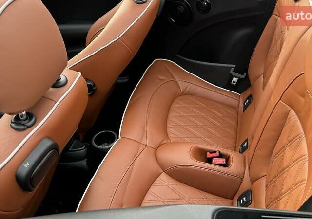 Синий Мини Hatch, объемом двигателя 1.5 л и пробегом 38 тыс. км за 16900 $, фото 74 на Automoto.ua