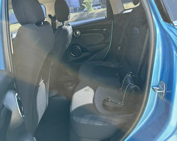 Синій Міні Hatch, об'ємом двигуна 1.5 л та пробігом 79 тис. км за 16999 $, фото 16 на Automoto.ua